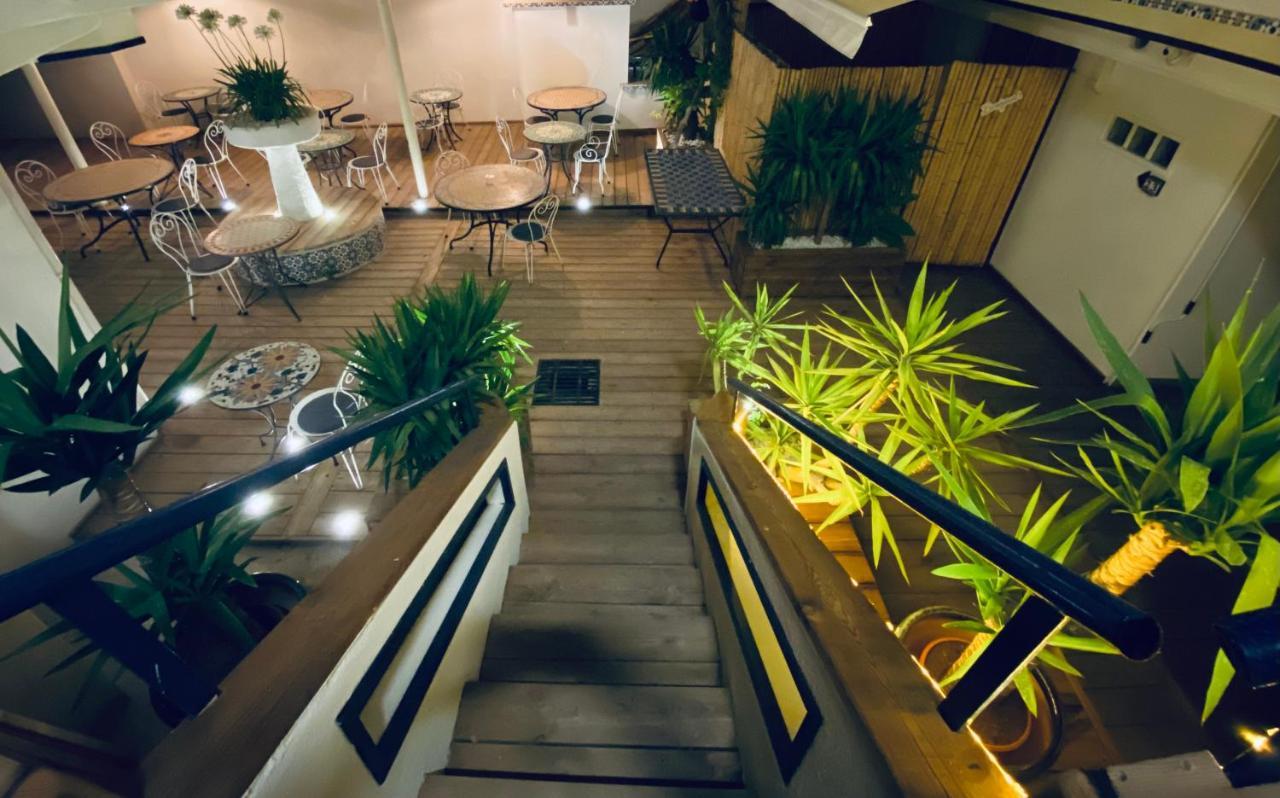 לה-גרו-דו-רואה Hotel Boutique Quai D'Azur מראה חיצוני תמונה