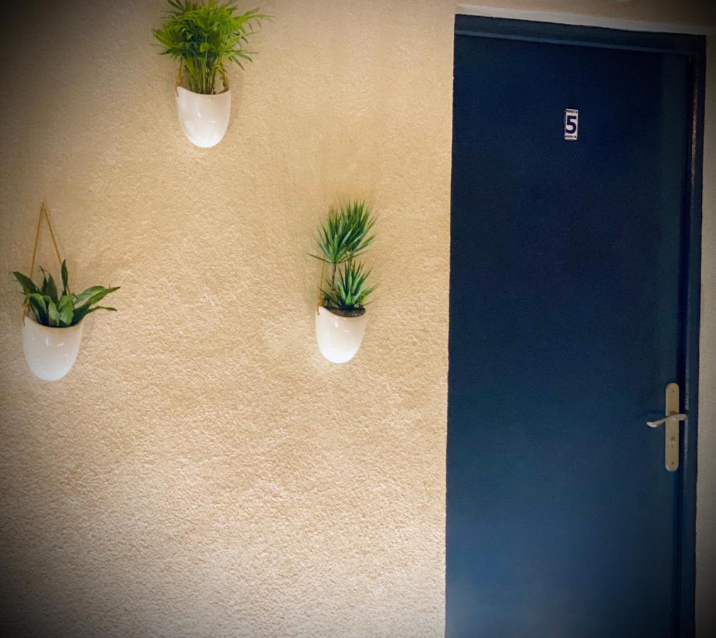 לה-גרו-דו-רואה Hotel Boutique Quai D'Azur מראה חיצוני תמונה