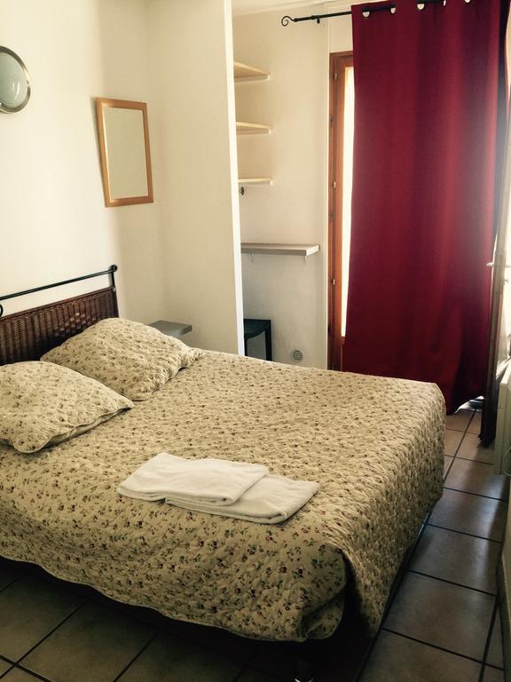 לה-גרו-דו-רואה Hotel Boutique Quai D'Azur מראה חיצוני תמונה