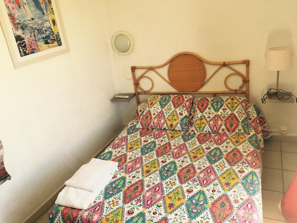 לה-גרו-דו-רואה Hotel Boutique Quai D'Azur מראה חיצוני תמונה