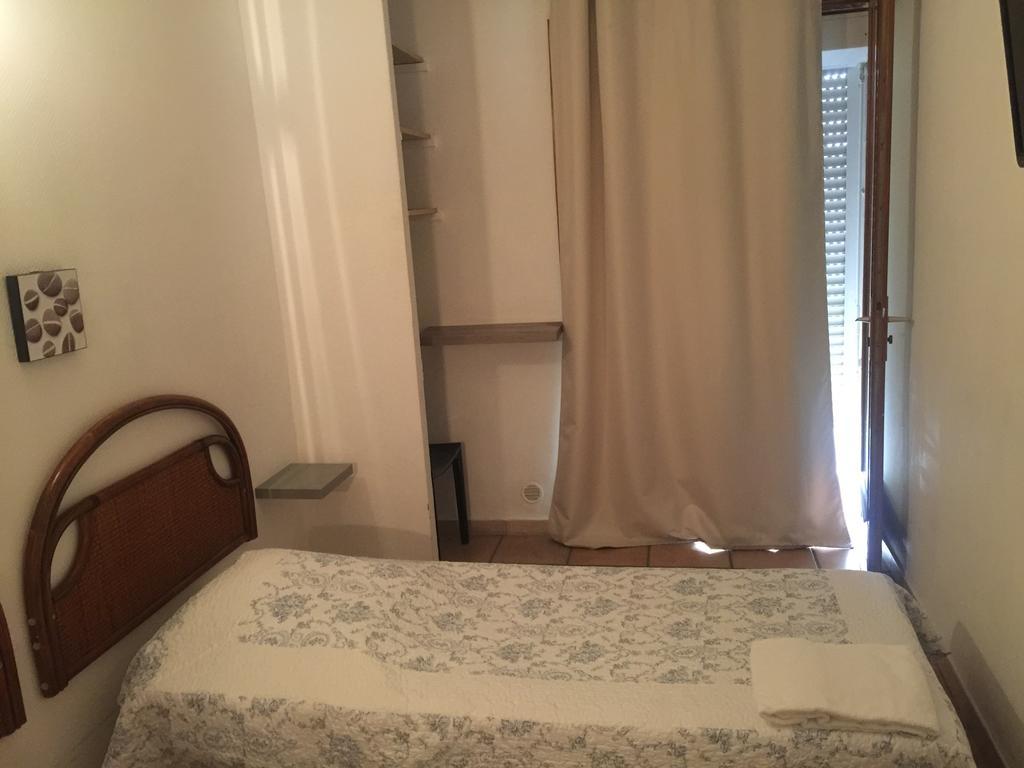 לה-גרו-דו-רואה Hotel Boutique Quai D'Azur מראה חיצוני תמונה